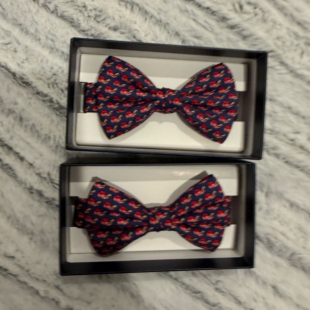 Vineyard Vines Boys Baseball Navy Blue Bow Tie with Red Accent